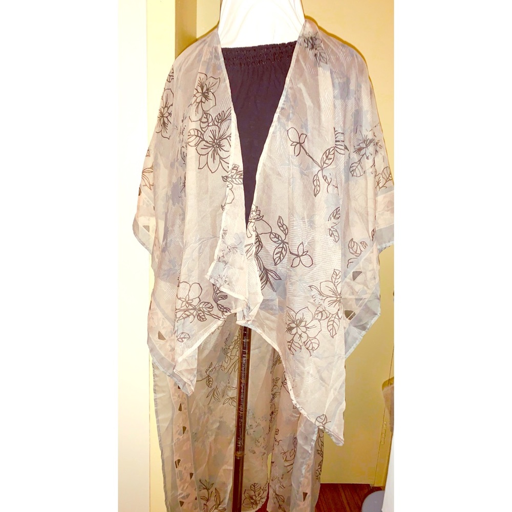 BCBGeneration Floral Duster